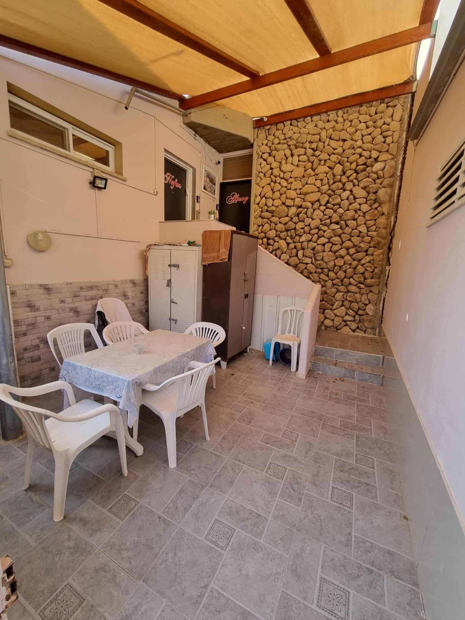 Nadia Hosting Dead Sea Villa Neve Zohar Exterior photo